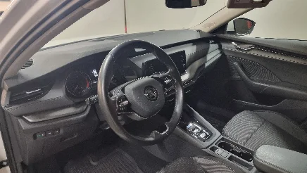 Skoda Octavia photo-10